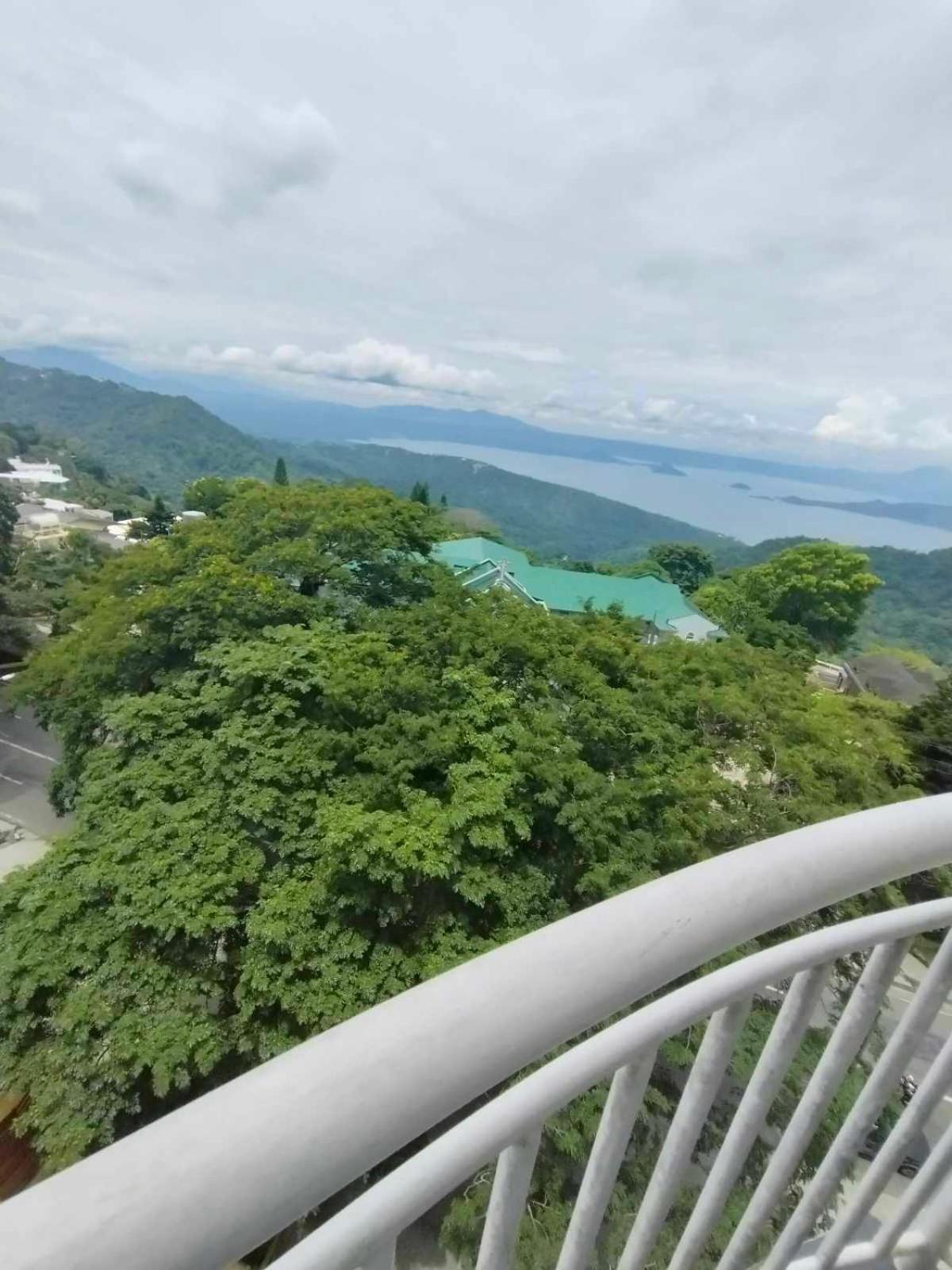 Cityland Tagaytay Taal Lake View City View Free Pool Parking Studios With Balcony Are City View Tagaytay City Exterior foto